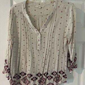 Fun 2 Fun Women's White and Burgundy Top